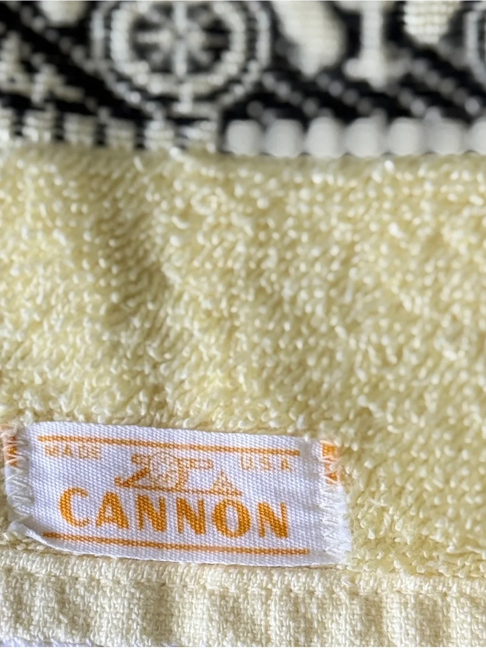 Vintage Cannon 23”W 44